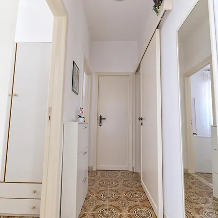 Holiday home Rosaria *